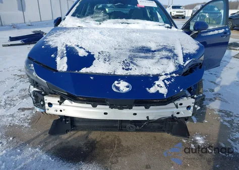 2025 Toyota Camry Se z USA, uszkodzony, nr VIN 4T1DBADK0SU013125